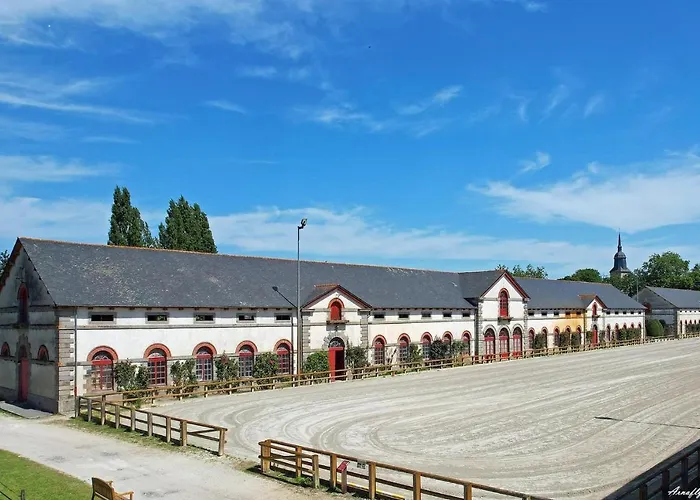 Lamballe Plein Centre, Superbe Appartement 1Er Etage
